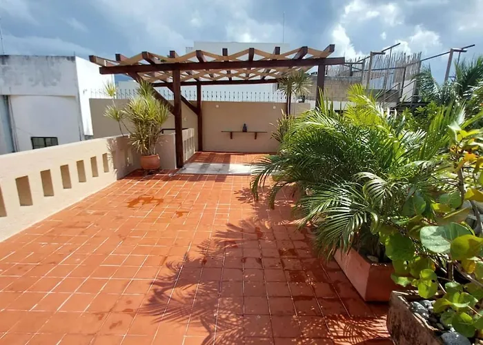 1Br Apt Downtown. Walk To The Beach And 5Th Av